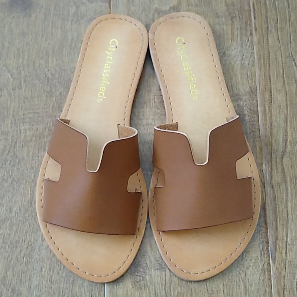 Cityclassified Cognac Slides